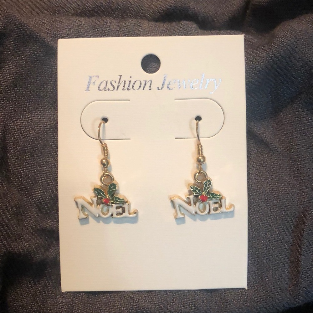 NWT White and Gold Christmas Noel Earrings